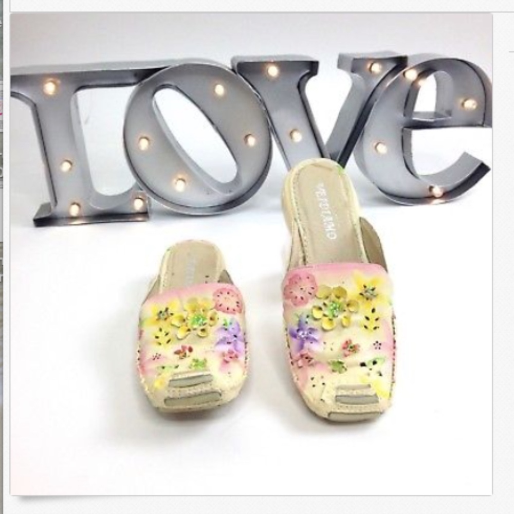 Boho Hand Painted Leather Slip On Sandals B-353